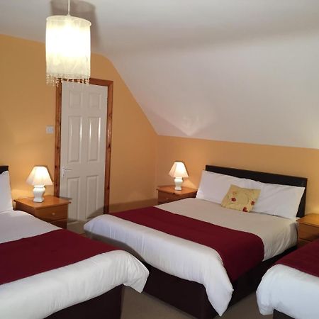 2 Mile Lodge Kenmare Extérieur photo