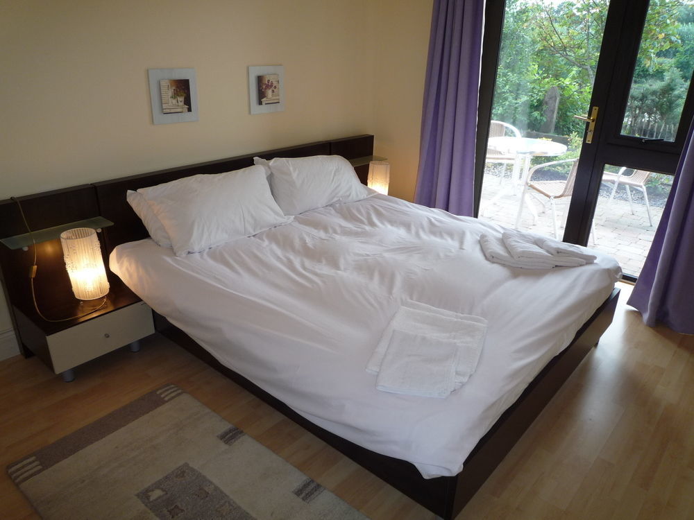 2 Mile Lodge Kenmare Extérieur photo