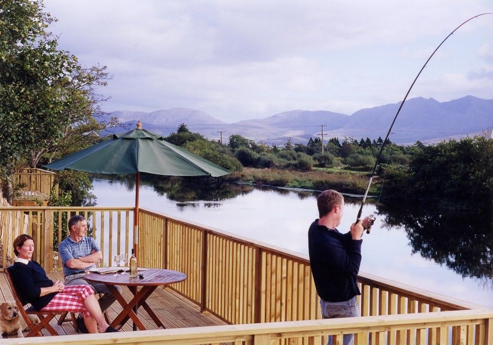 2 Mile Lodge Kenmare Extérieur photo