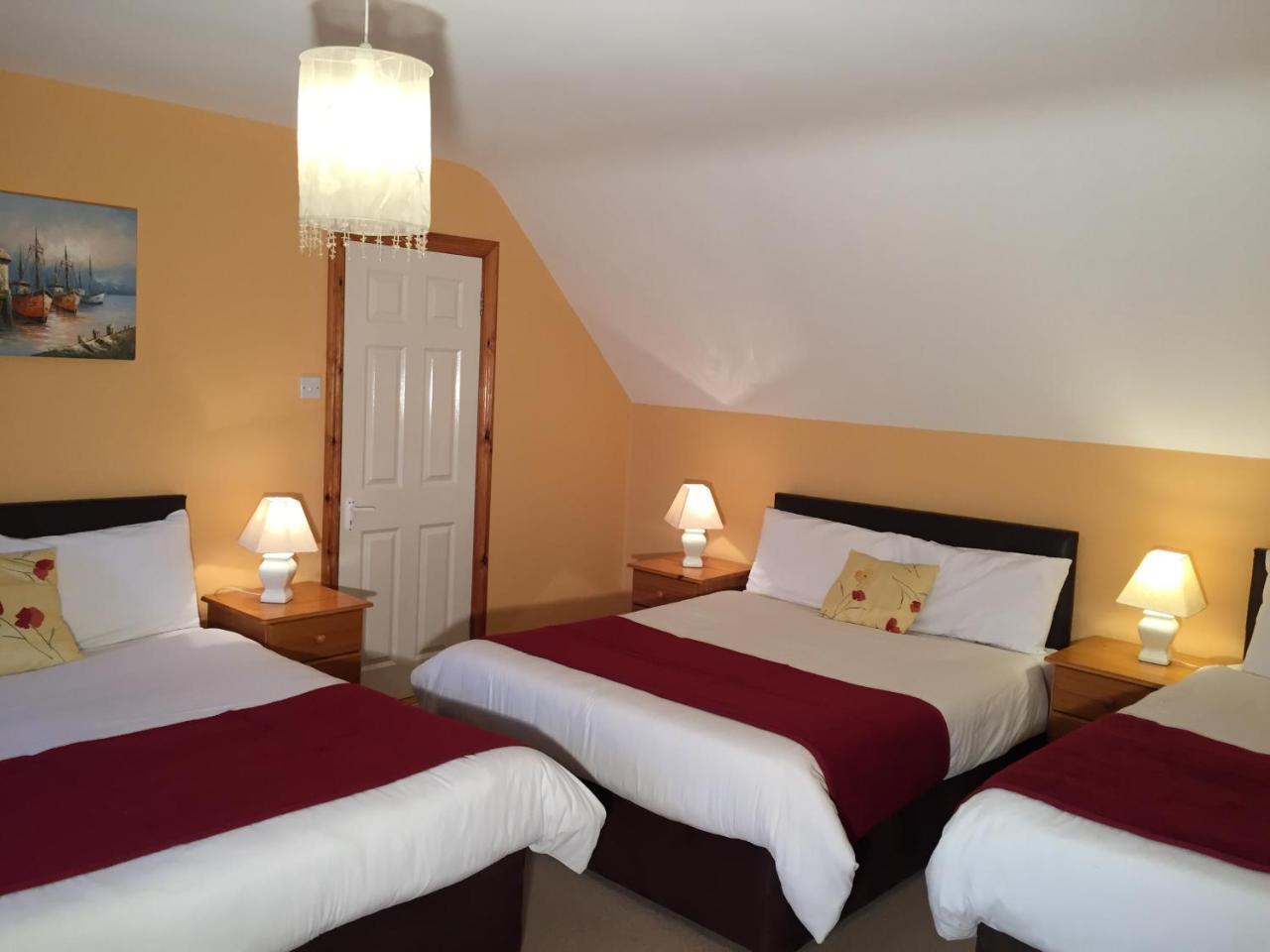 2 Mile Lodge Kenmare Extérieur photo
