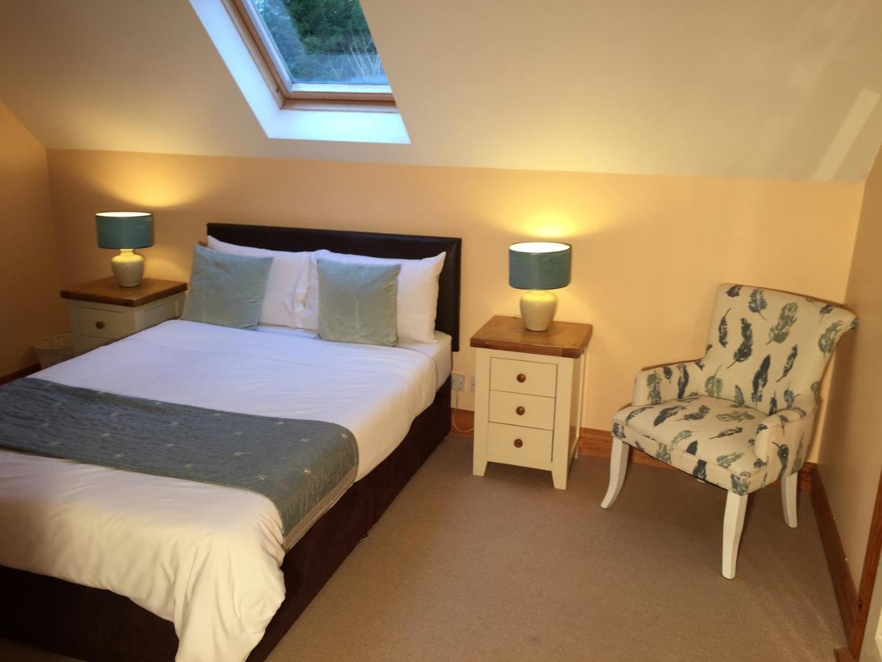 2 Mile Lodge Kenmare Extérieur photo